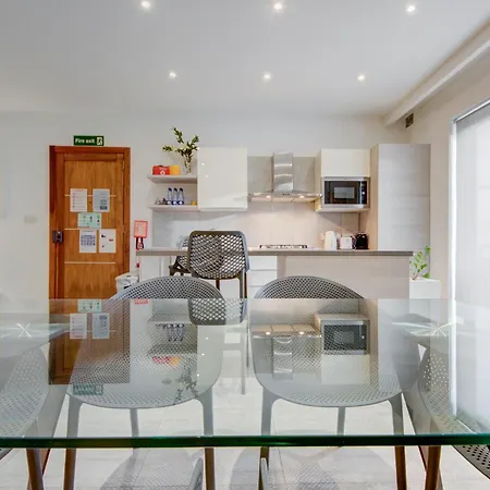 Top Floor Apt With Common Pool Close To All Amenities St. Paul's Bay Exterior photo